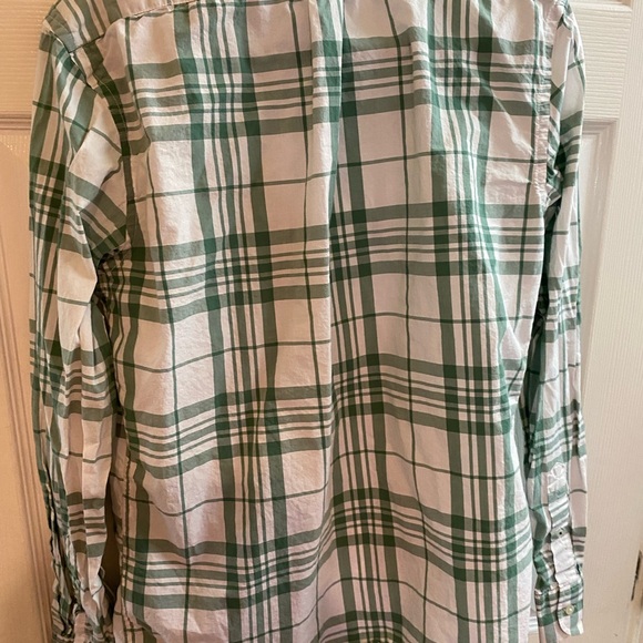 Men’s Old Navy Classic Fit Shirt - Picture 12 of 14
